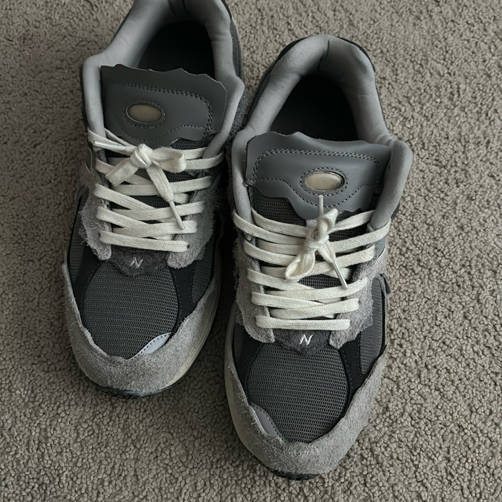 new balance 2002r protection pack